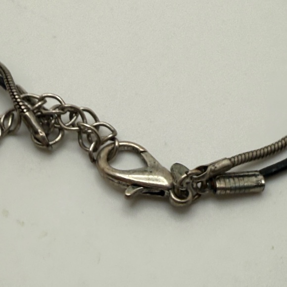 Premier Designs Good To Go Silver Tone Blue Rhinestone Enhancer Necklace Jewelry - Picture 3 of 10